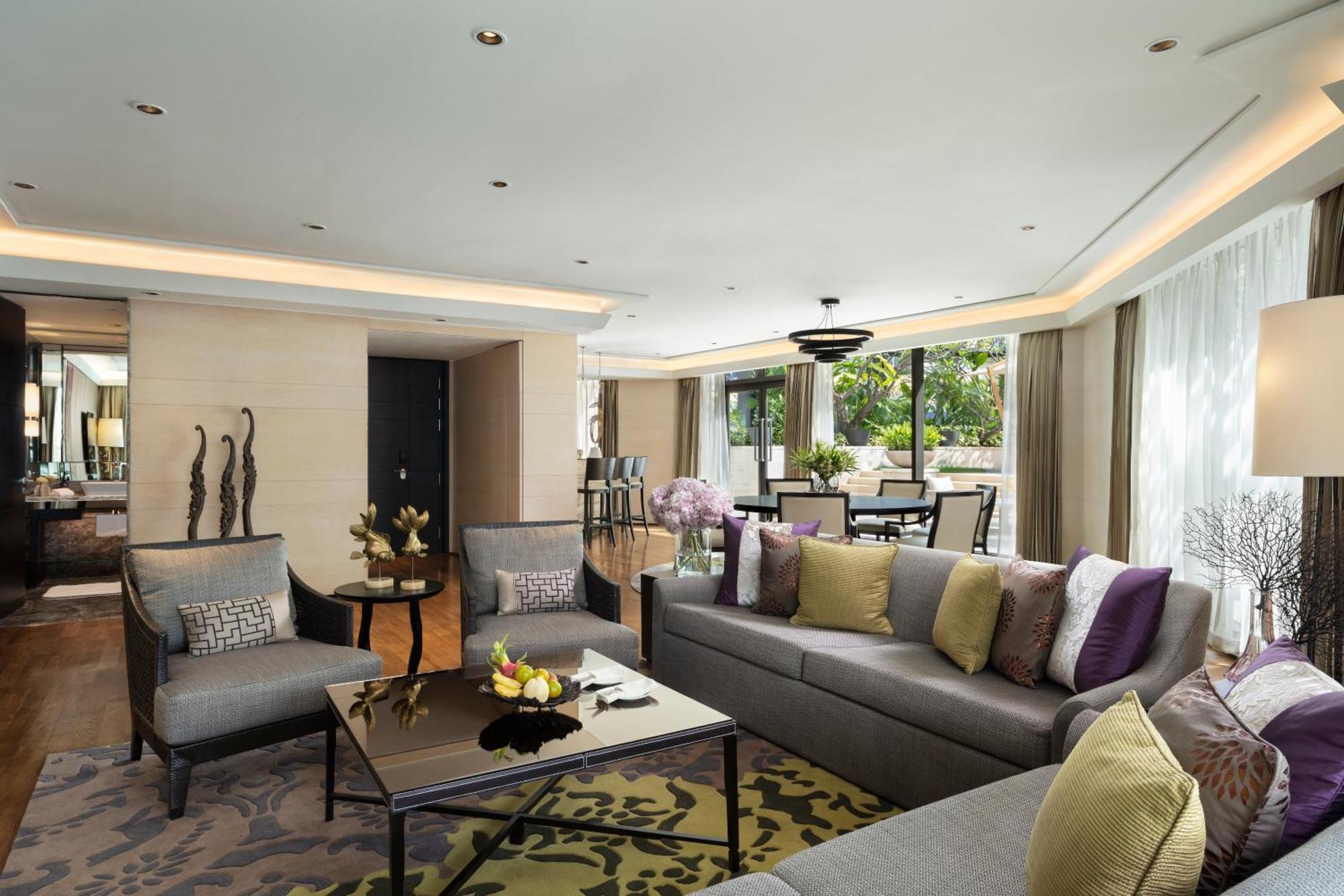 Siam Kempinski Hotel Bangkok Exterior foto The living room of a suite at The Park, Hyderabad